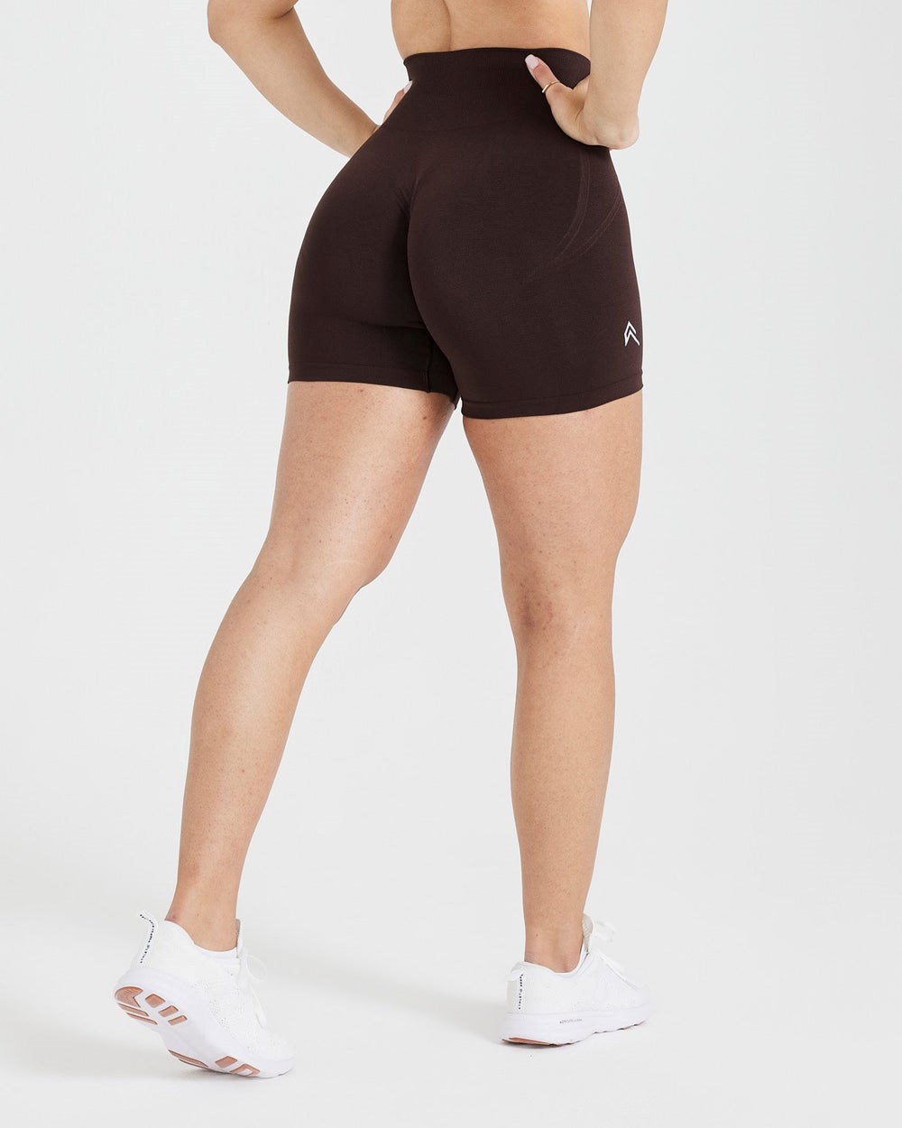 70% Cocoa Oner Active Effortless Seamless Shorts | 7950ETZHX