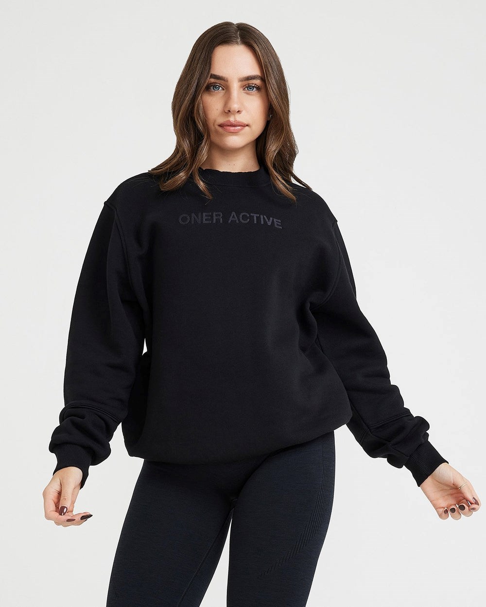 Black Oner Active Classic Lounge Oversized Crew Neck | 9845BTKRW