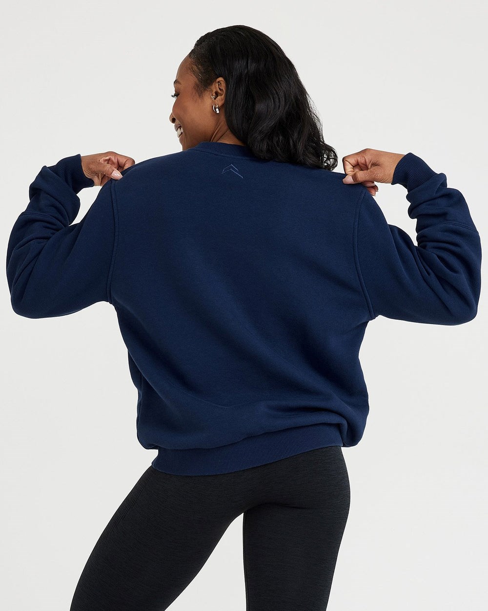 Midnight Oner Active Classic Lounge Oversized Crew Neck | 3765THGCR