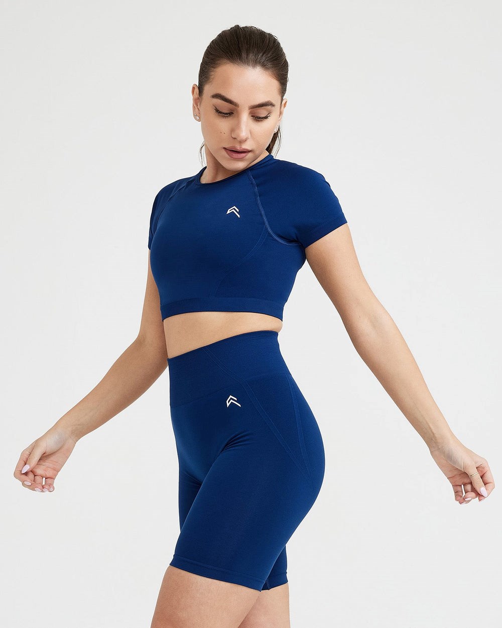 Midnight Oner Active Effortless Seamless Short Sleeve Crop Top | 1589RGCDS