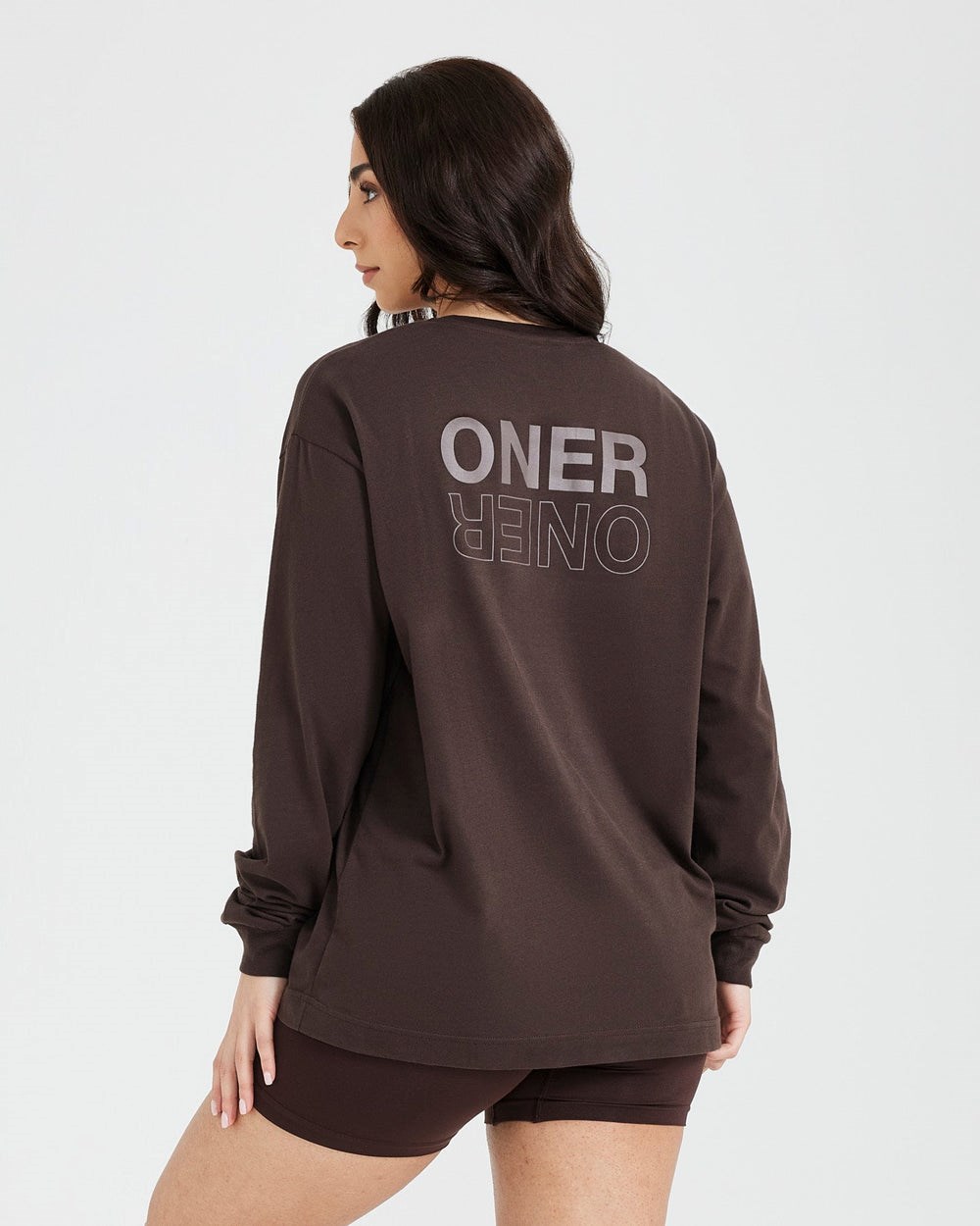 Washed 70% Cocoa Oner Active Classic Mirror Graphic Oversized Long Sleeve Top | 5803VQCZB