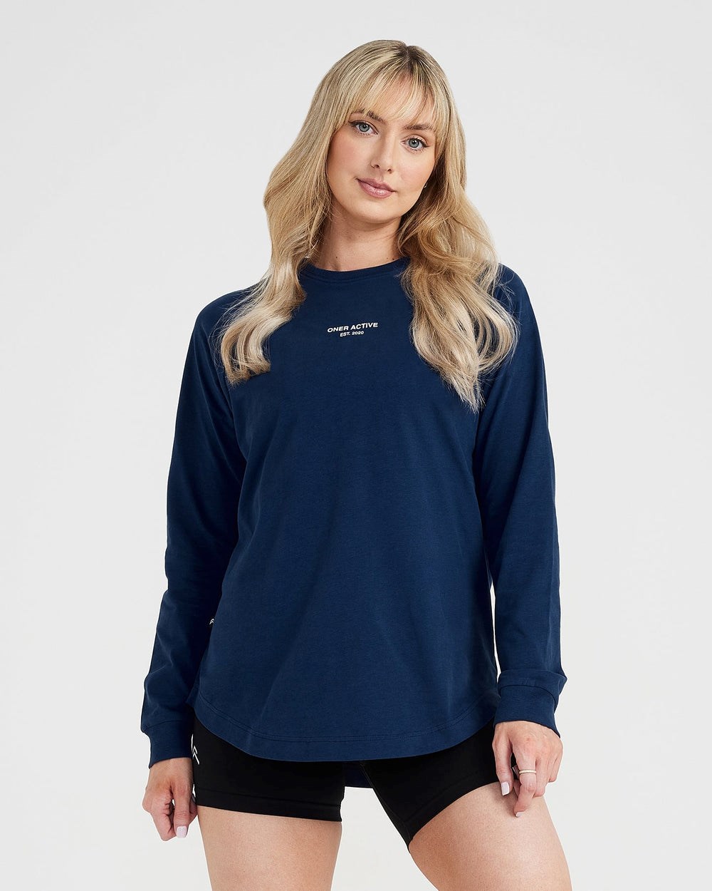 Washed Midnight Oner Active Graphic Oversized Long Sleeve Tee | 4218WJXPU