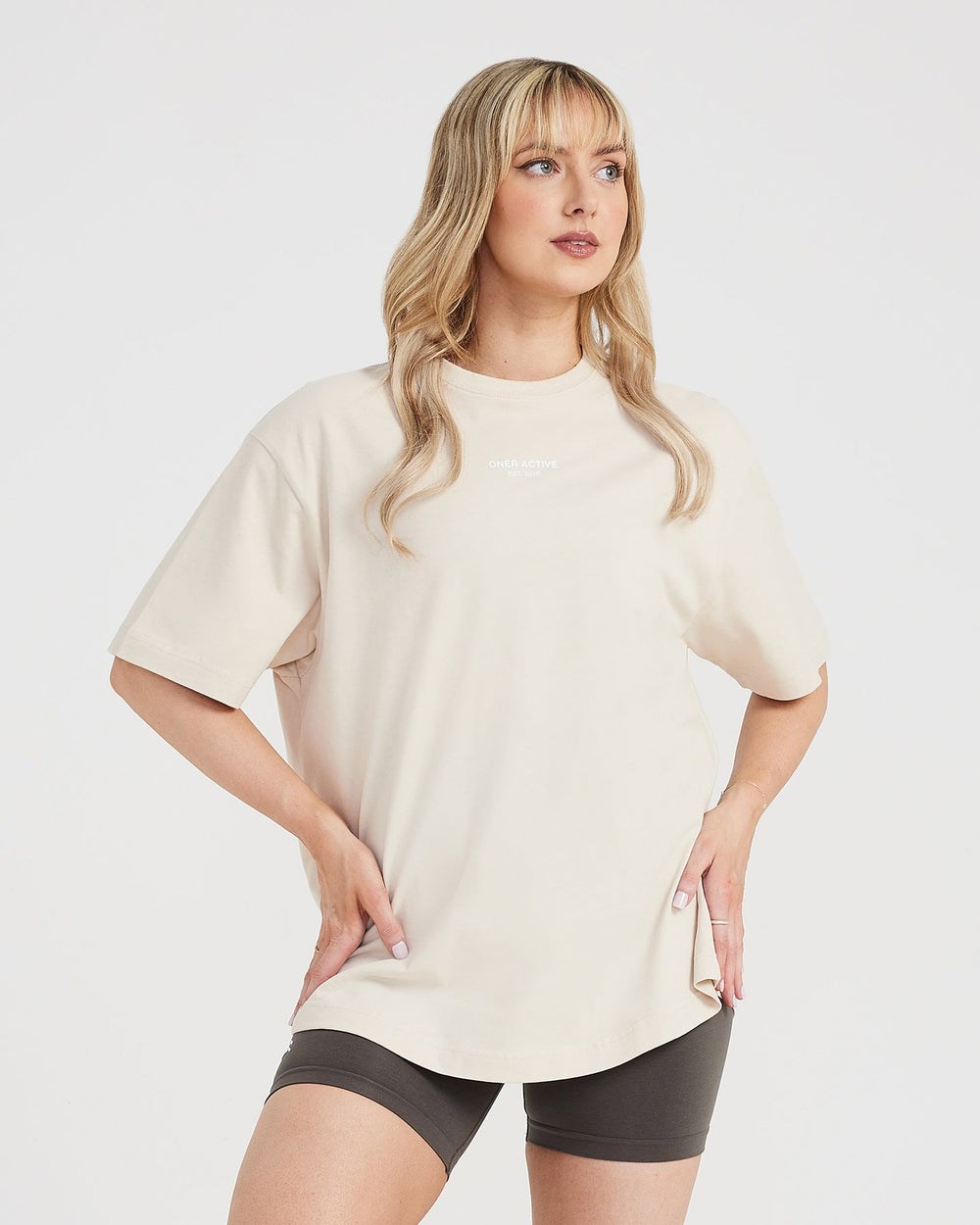 Washed Sand Oner Active Graphic Oversized Short Sleeve Tee | 1346RYWPK