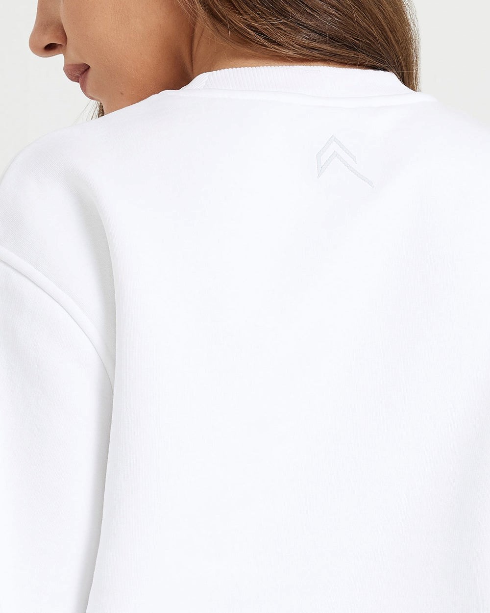 White Oner Active Classic Lounge Oversized Crew Neck | 3205QLKEV