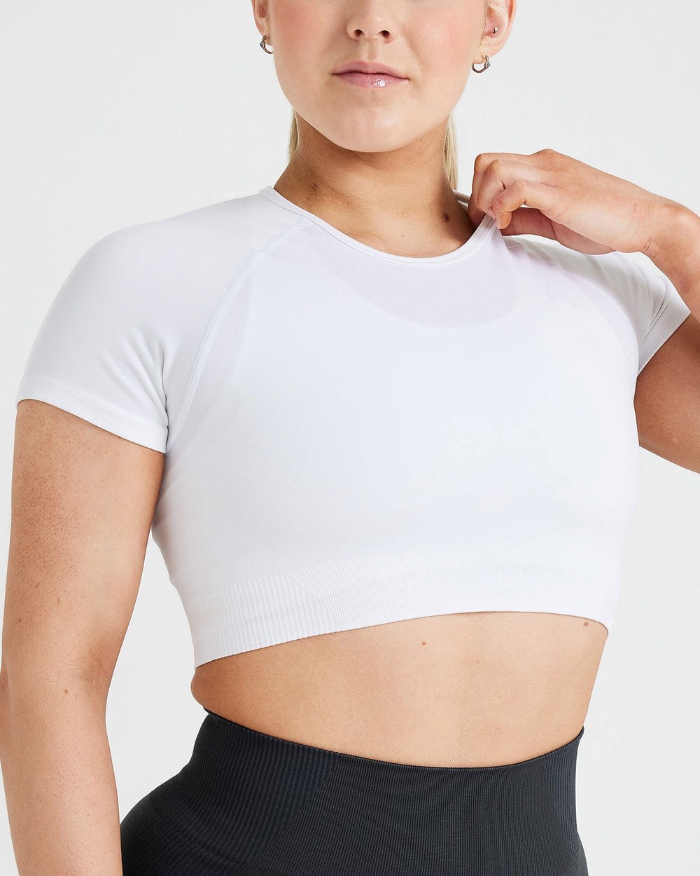 White Oner Active Classic Seamless 2.0 Short Sleeve Crop Top | 6718ARXUL