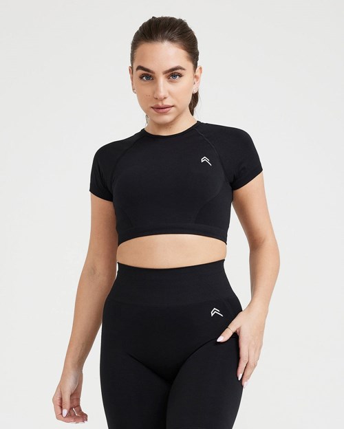 Black Oner Active Effortless Seamless Short Sleeve Crop Top | 2763GZLSA