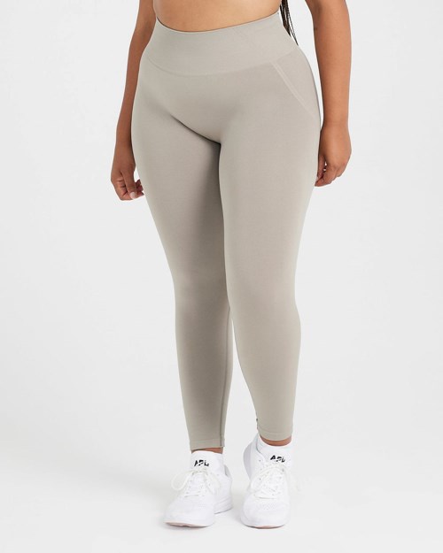 Warm Sand Oner Active Effortless Seamless Leggings | 3406CRAYE