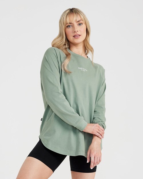 Washed Sage Oner Active Graphic Oversized Long Sleeve Tee | 3479IOANY